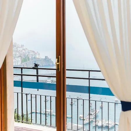 بيت للعطل Belvedere